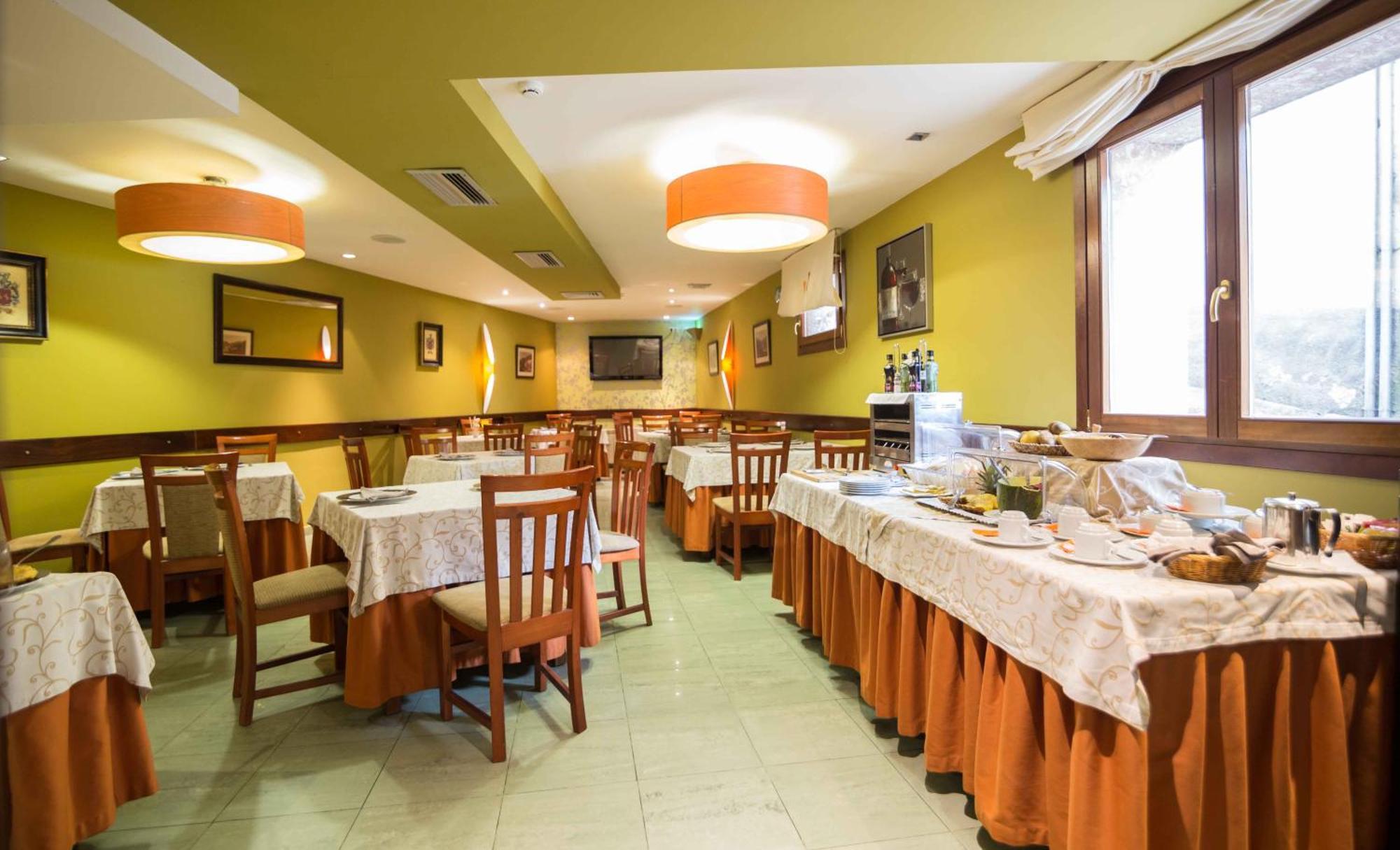 Gran Hotel Rural Cela Belmonte De Miranda Екстериор снимка