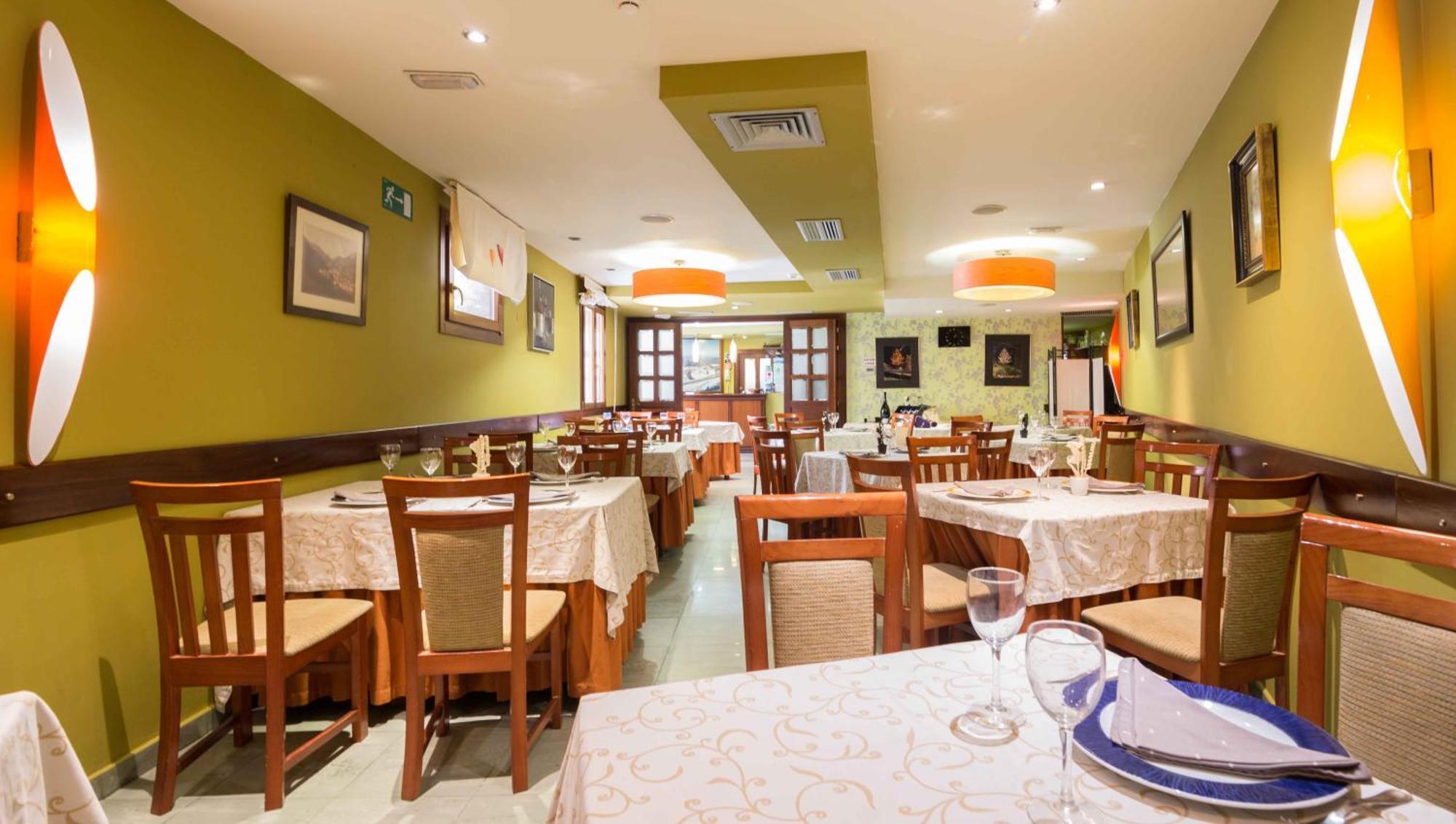 Gran Hotel Rural Cela Belmonte De Miranda Екстериор снимка