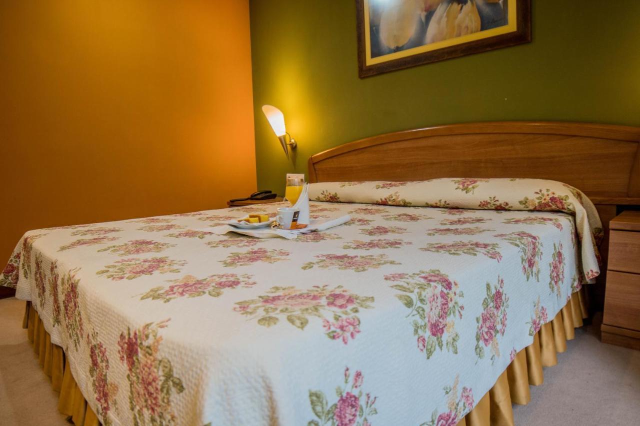 Gran Hotel Rural Cela Belmonte De Miranda Екстериор снимка